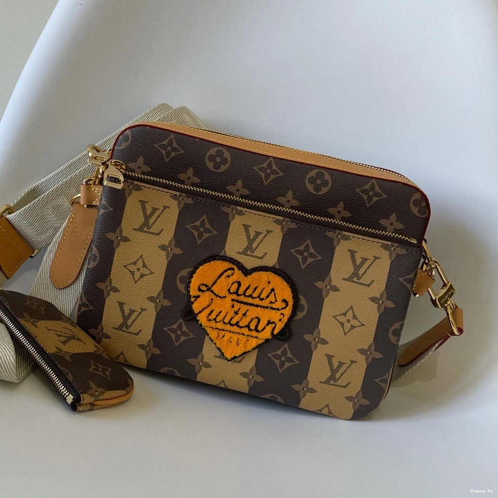 LOUIS VUITTON MESSENGER TRIO 0726